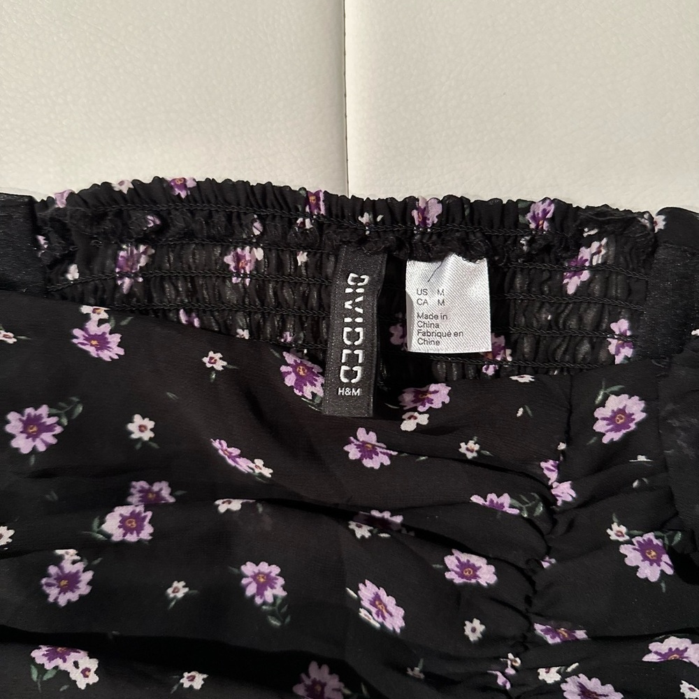 H&M Medium Top - Picture 7 of 8
